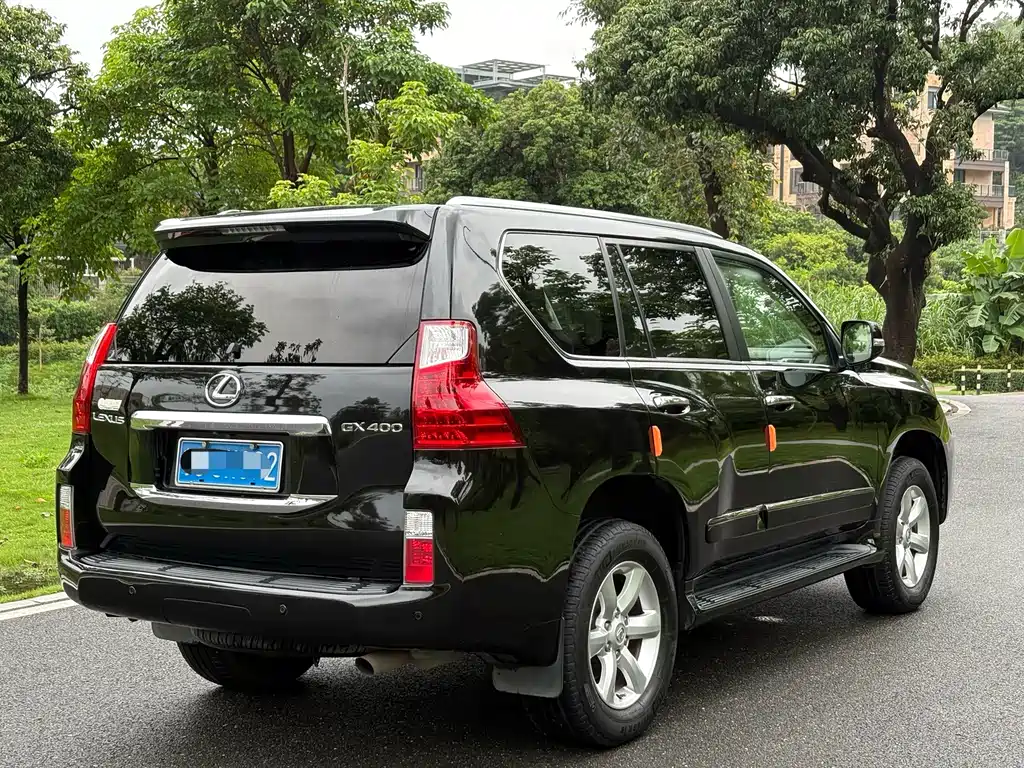 Lexus GX — миниатюра 9