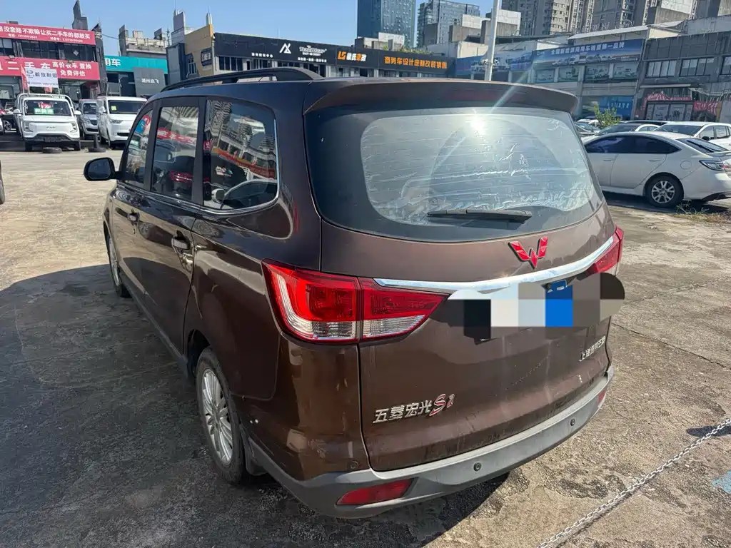 Wuling Hongguang — миниатюра 3
