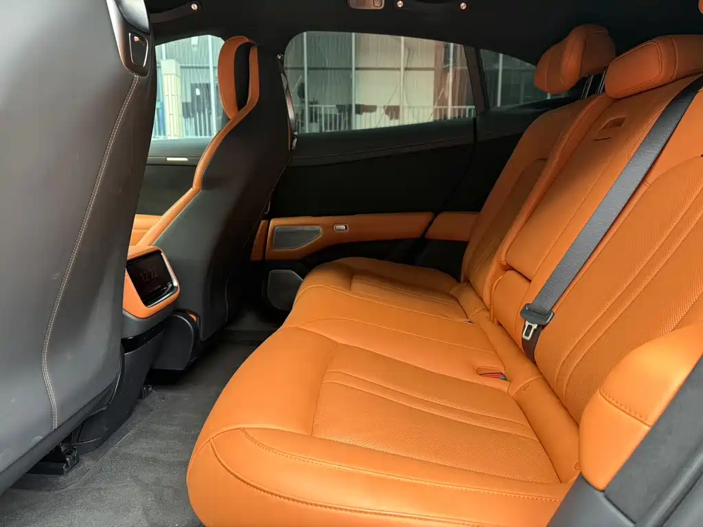 XIAOMI CAR XIAOMI YU7