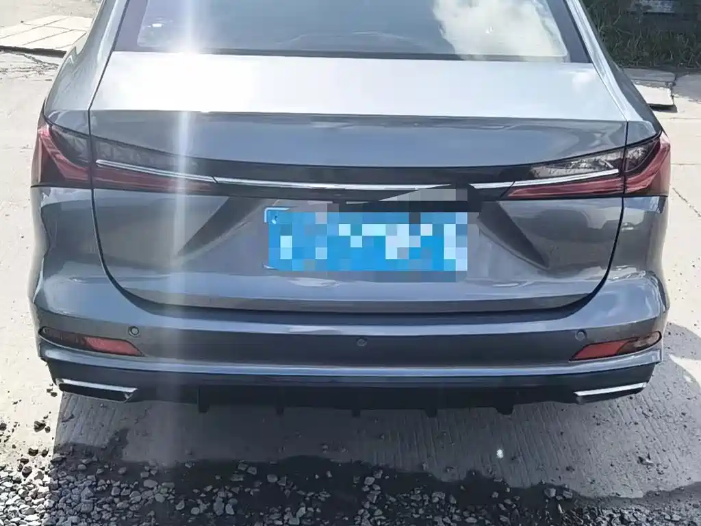 Roewe i5 — миниатюра 5