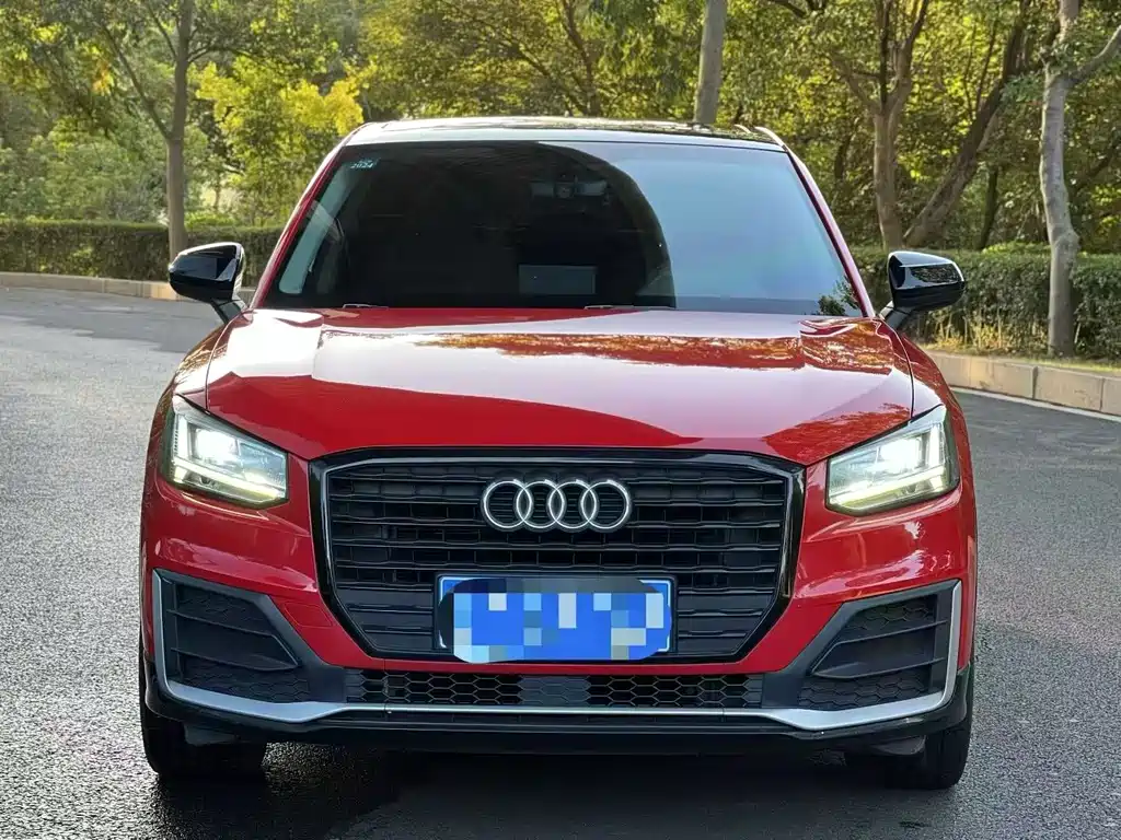 AUDI Q2L