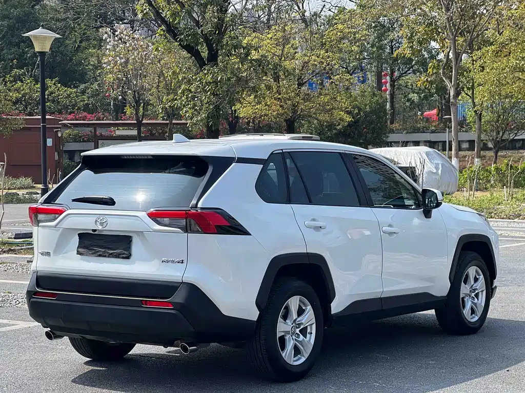 TOYOTA RAV4 RONGFANG