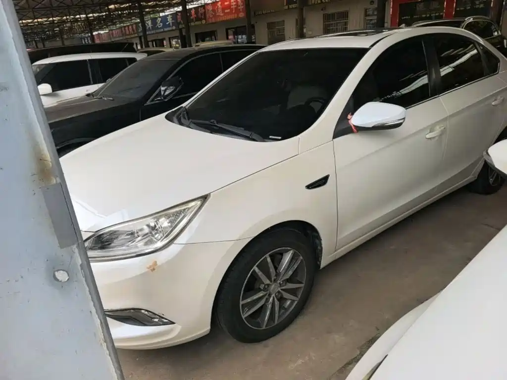 Changan Eado — миниатюра 2