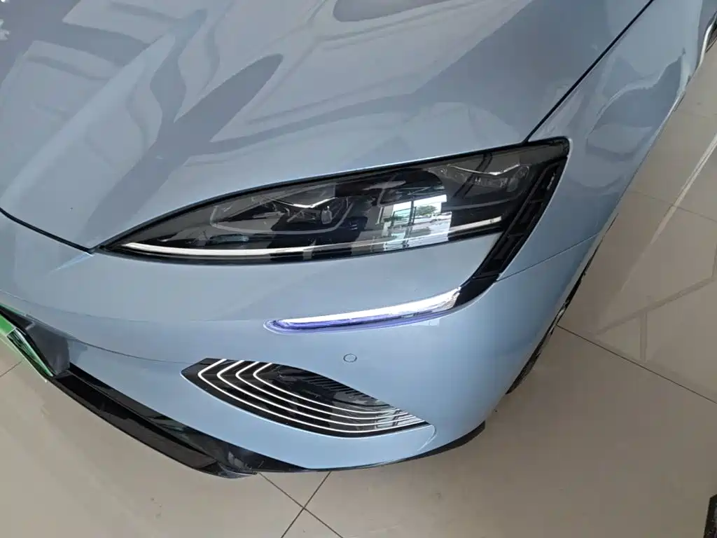 BYD Seal — миниатюра 24