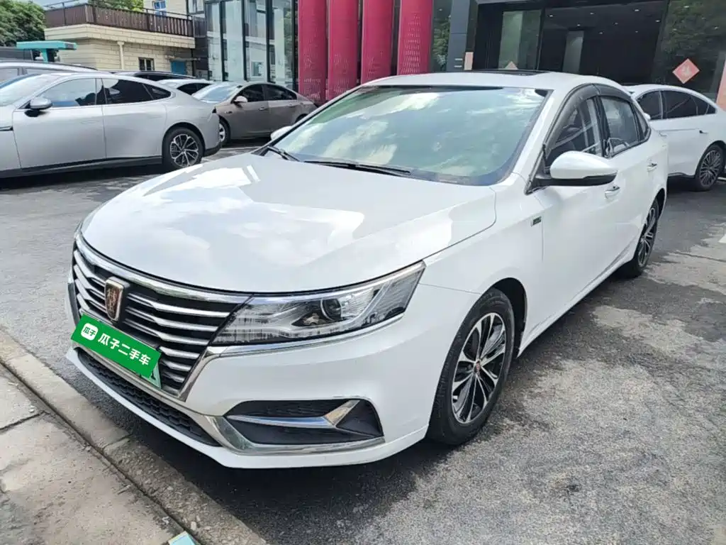 Roewe i6 New Energy — миниатюра 2