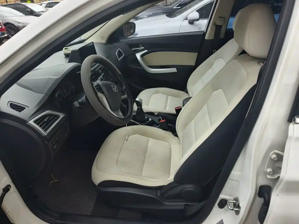 Changan V7 — миниатюра 16