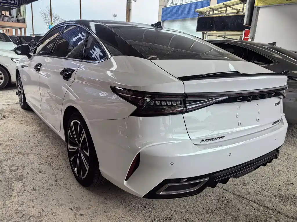 CHERY ARRIZO 8