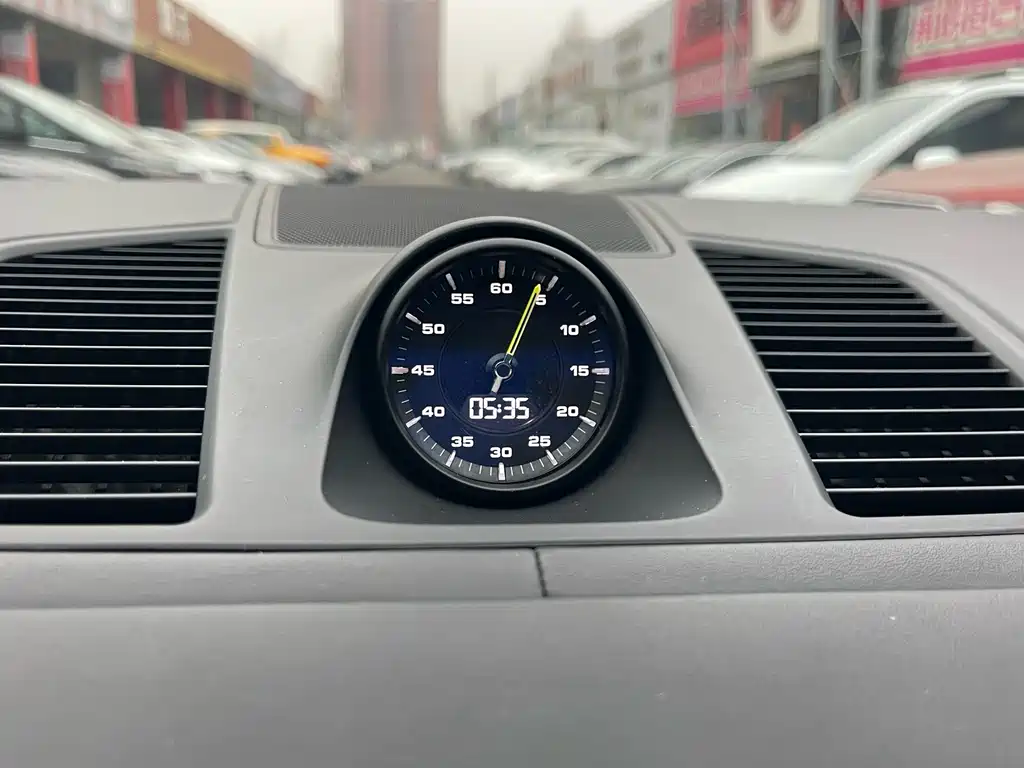 PORSCHE CAYENNE NEW ENERGY