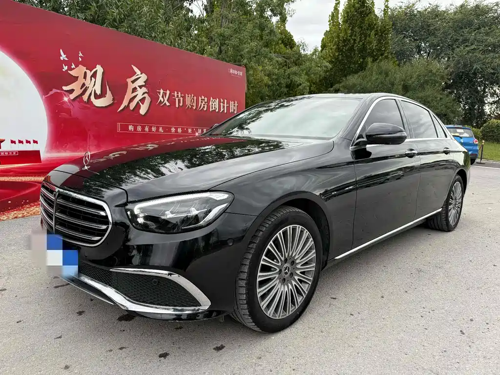 Mercedes-Benz E-Class 2023
