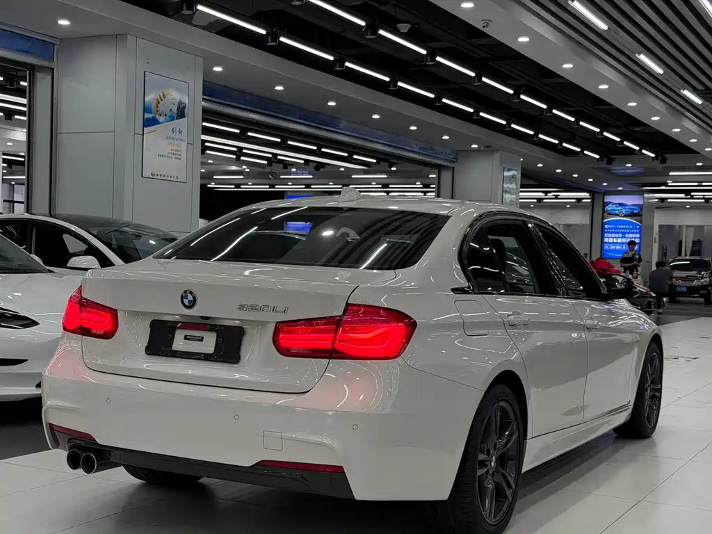 BMW 3 Series — миниатюра 6