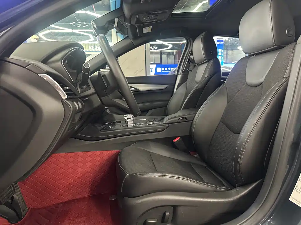 Cadillac CT5 — миниатюра 9