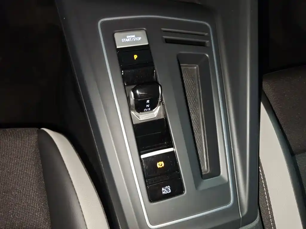 Volkswagen Golf — миниатюра 14