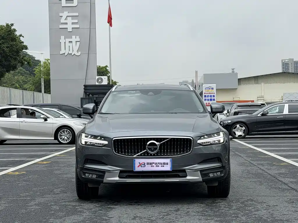 Volvo V90 2020 Cross Country T5 AWD