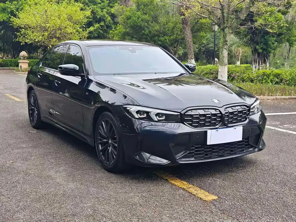 BMW 3 Series 2023