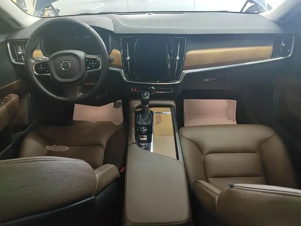 Volvo S90 — миниатюра 10
