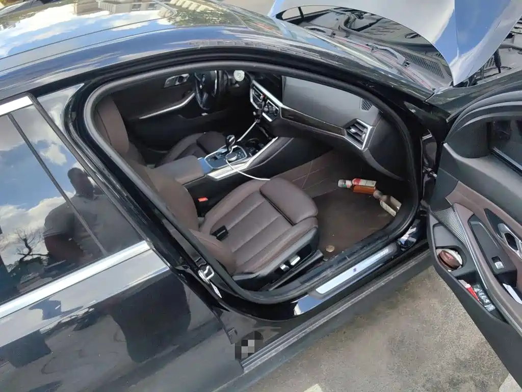 BMW 3 Series — миниатюра 18