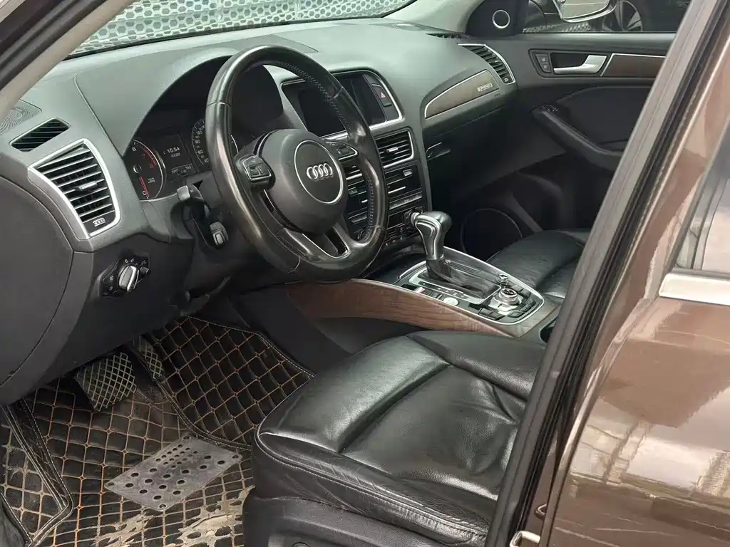Audi Q5 — миниатюра 11