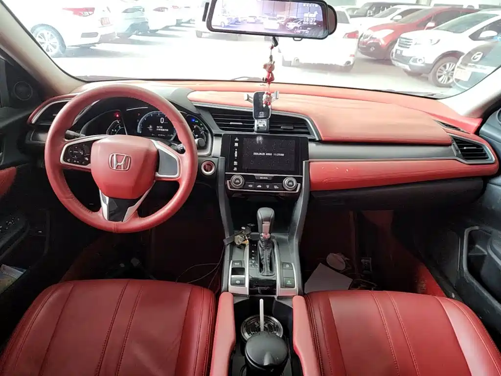Honda Civic — миниатюра 10