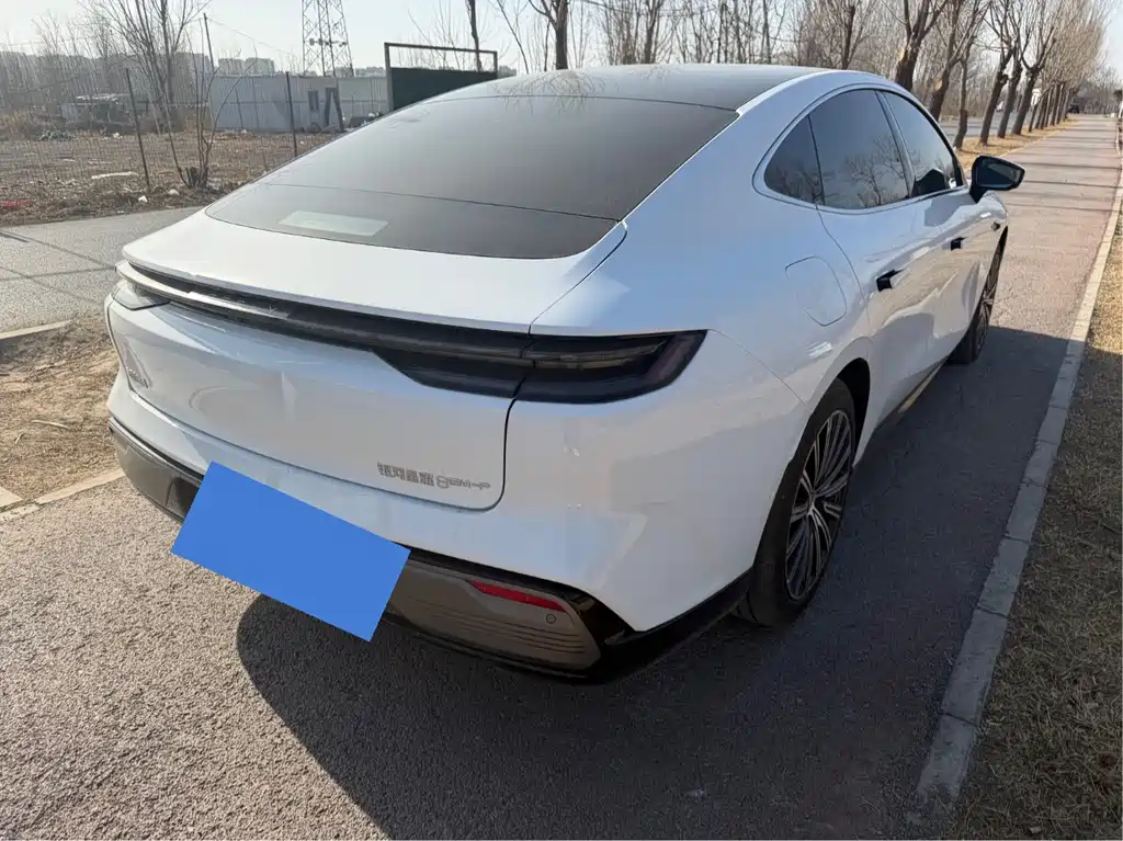 GEELY GALAXY GALAXY SPARKLE 8