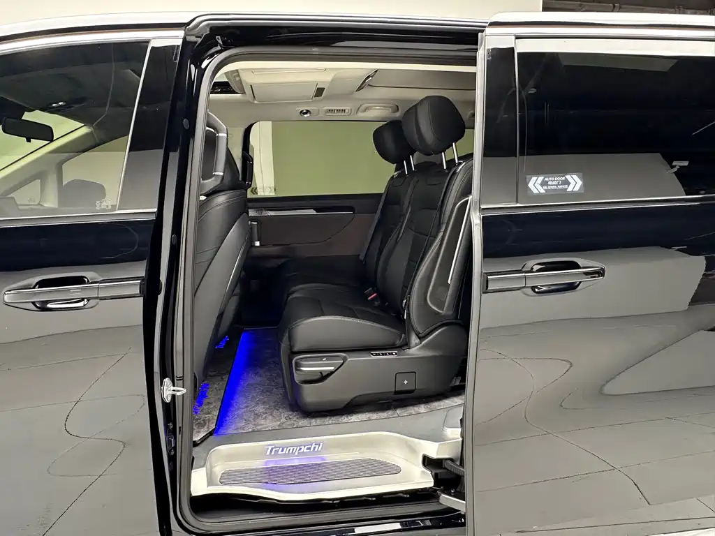 GAC Motor Trumpchi E8 PHEV — миниатюра 5