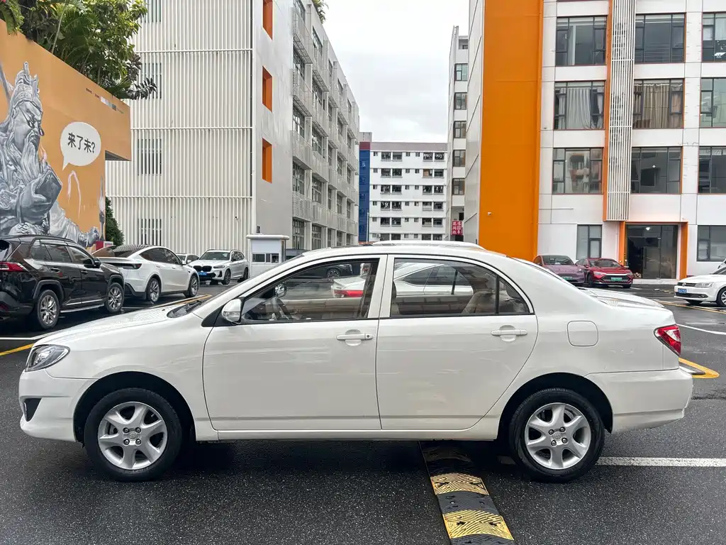 Toyota Corolla — миниатюра 13