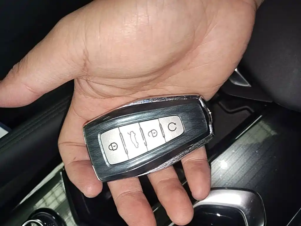 Geely Xingyue L — миниатюра 9