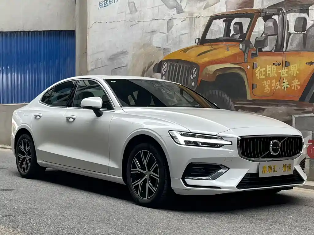 Volvo S60 — миниатюра 3