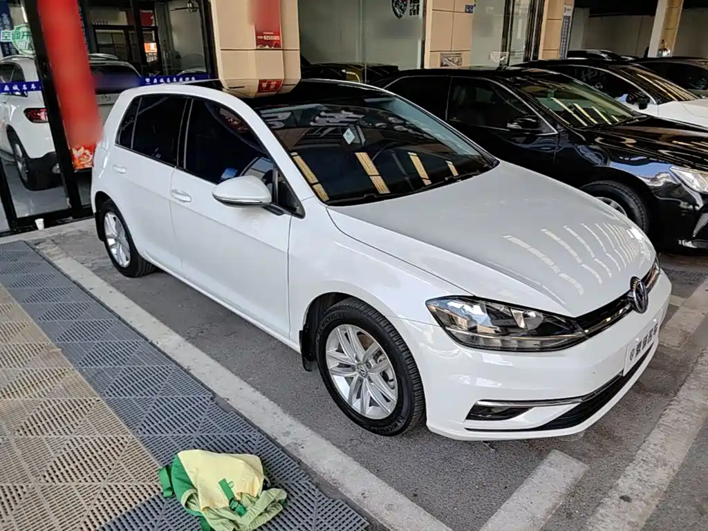 Volkswagen Golf — миниатюра 4