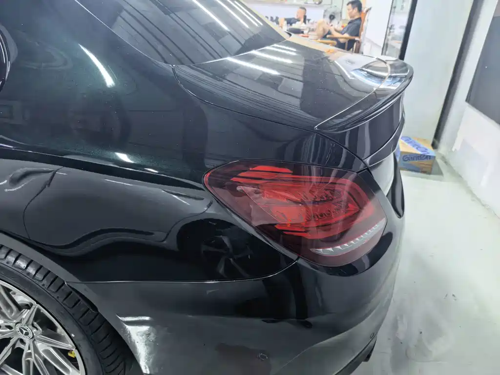 Mercedes-Benz C-Class — миниатюра 11