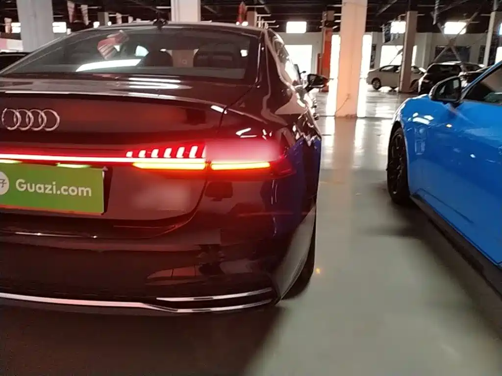 Audi A7L — миниатюра 8