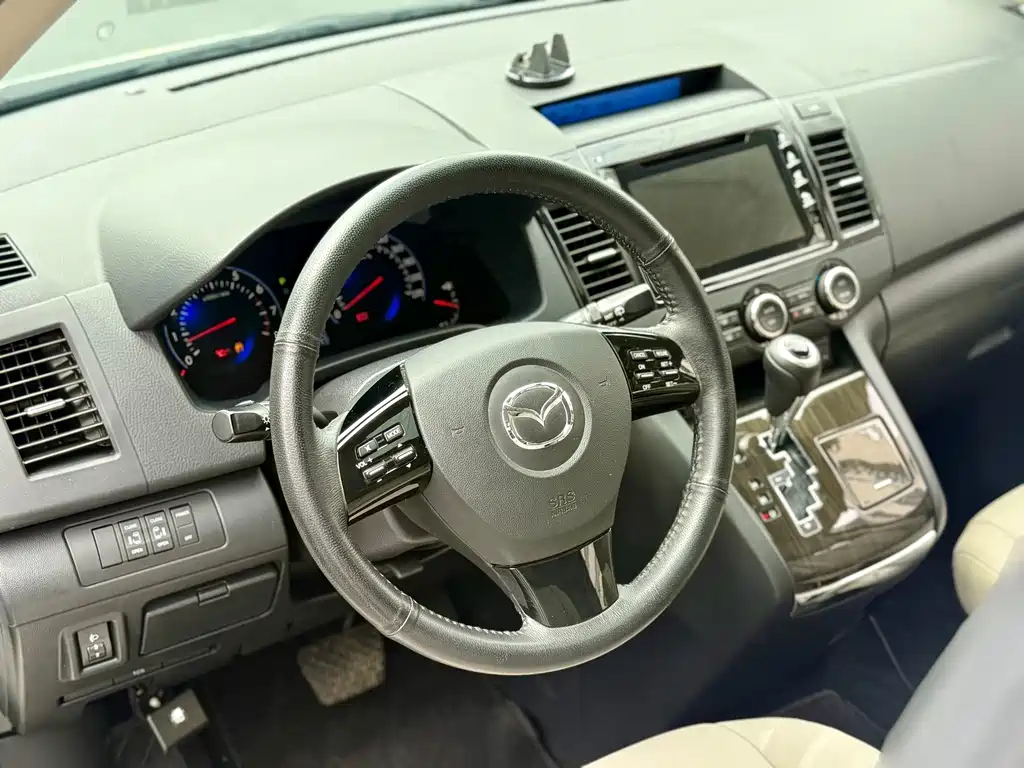 Mazda 8 — миниатюра 11