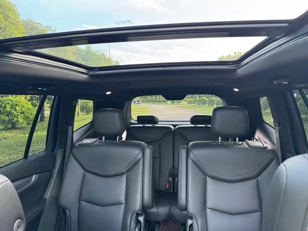 Cadillac XT6 — миниатюра 14