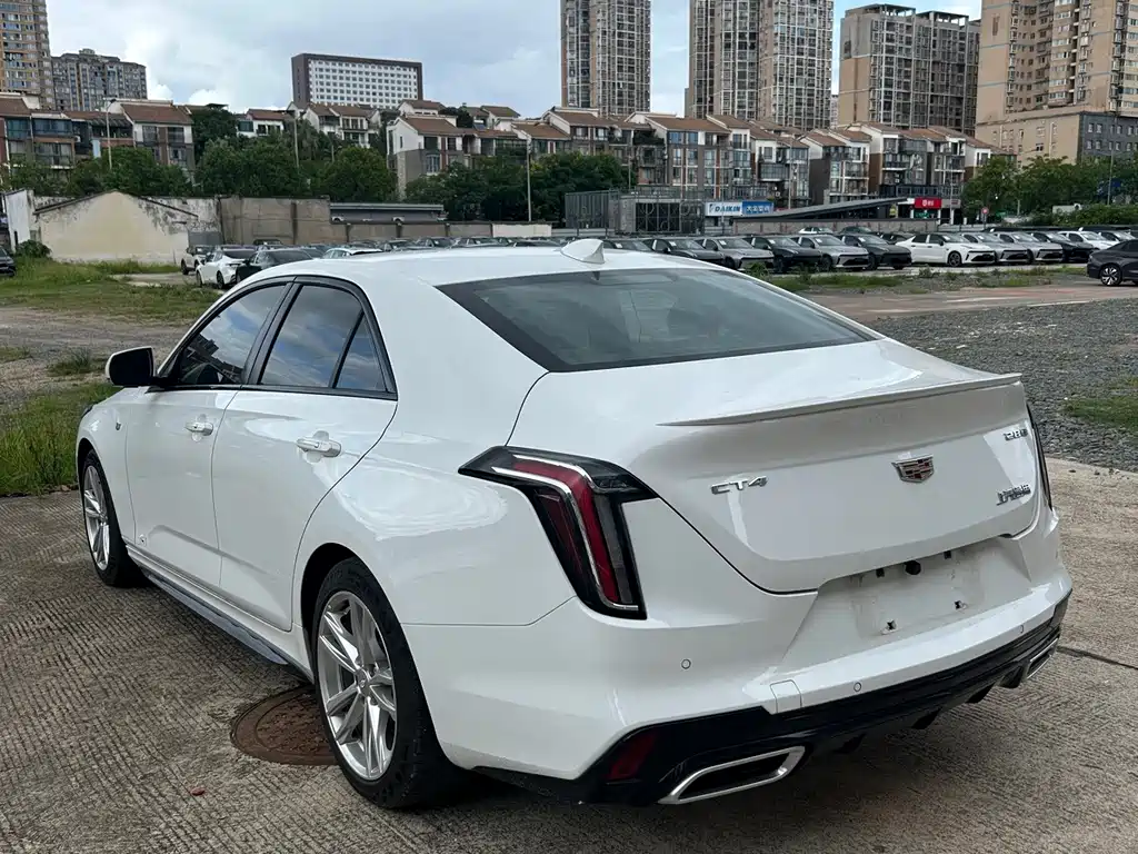 Cadillac CT4 — миниатюра 7