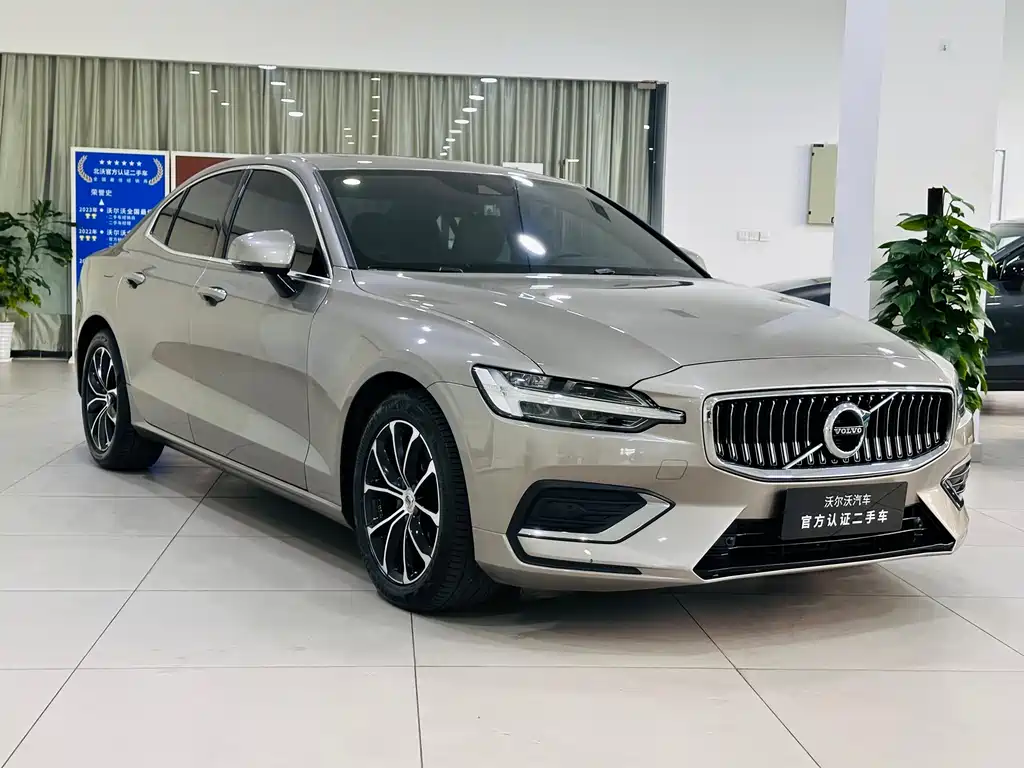 Volvo S60 2020 T4 Luxury