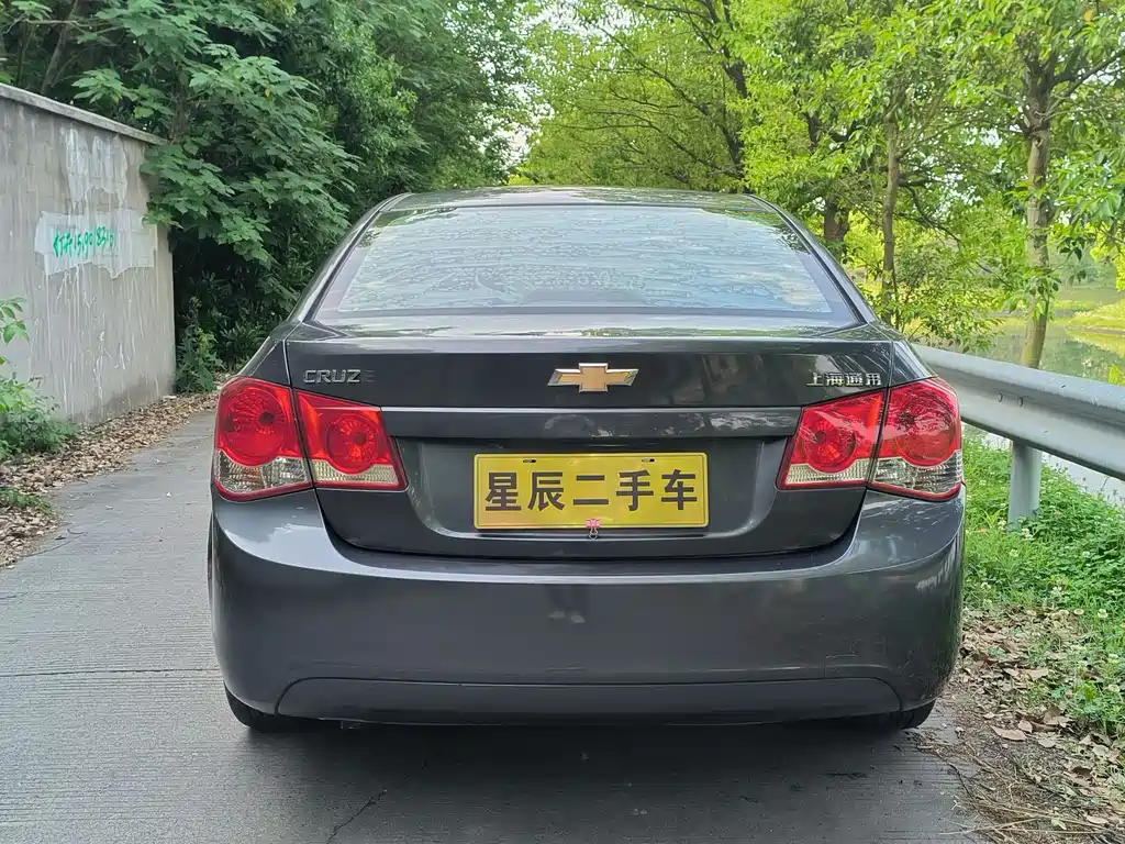 Chevrolet Cruze 2012 1.6L SE AT