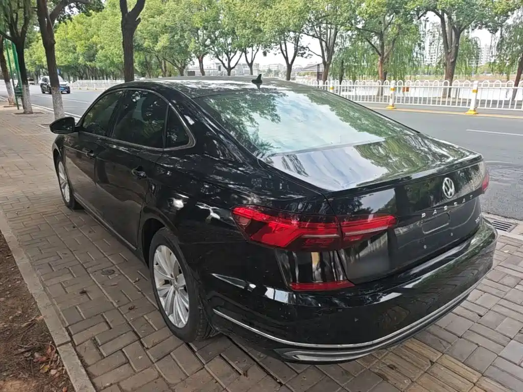 Volkswagen Passat — миниатюра 5