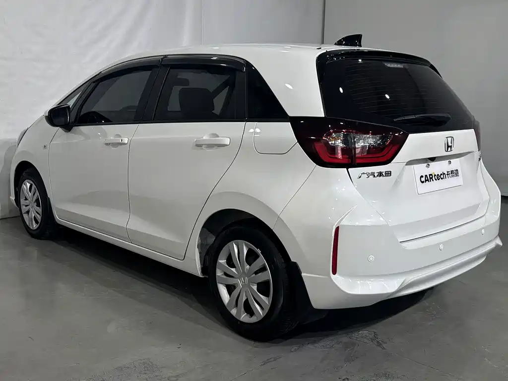 Honda Fit — миниатюра 12
