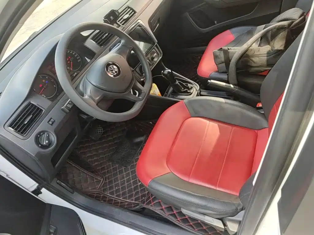 Volkswagen Santana — миниатюра 15