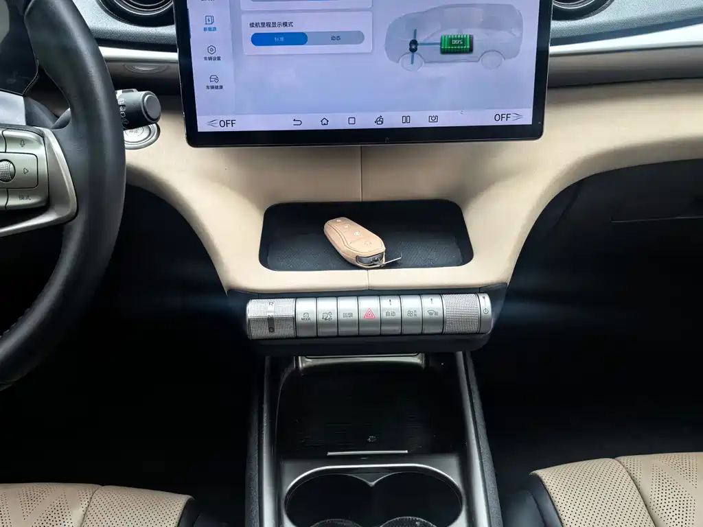 BYD Dolphin — миниатюра 19