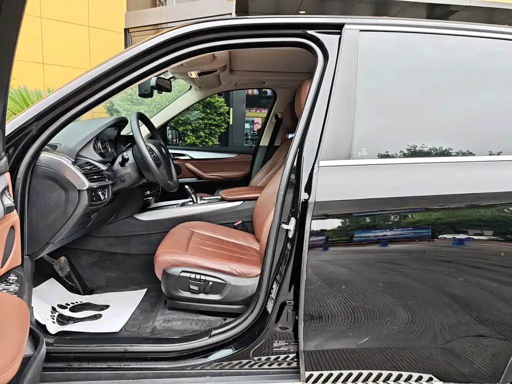 BMW X5 (Import) — миниатюра 8