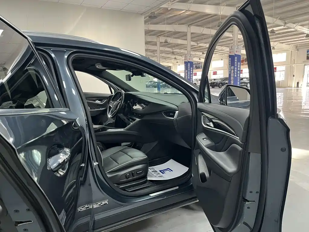 Buick Enclave — миниатюра 7