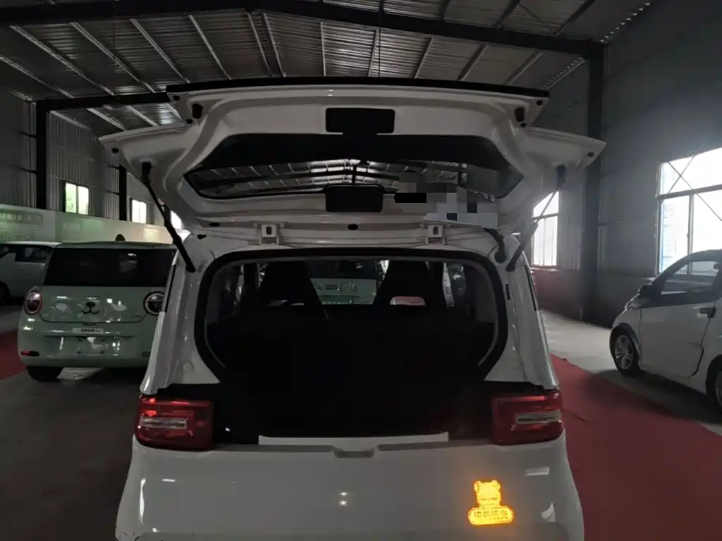 Wuling MINIEV — миниатюра 19