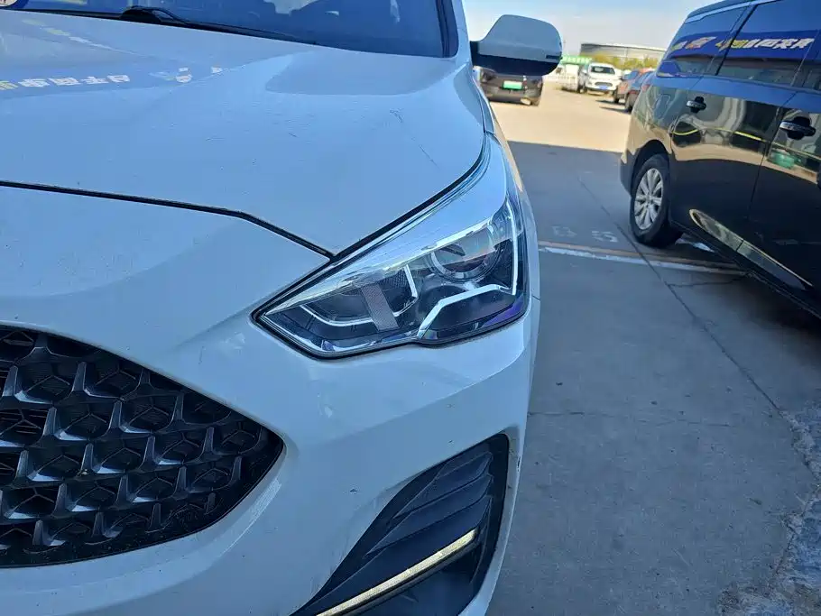 Haval M6 — миниатюра 5