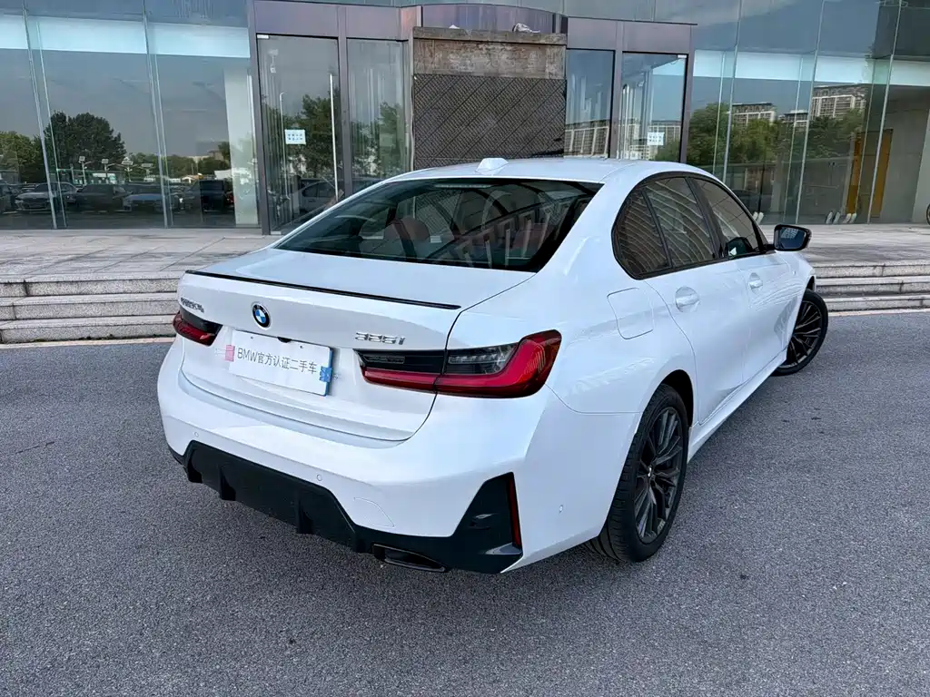 BMW 3 Series — миниатюра 4