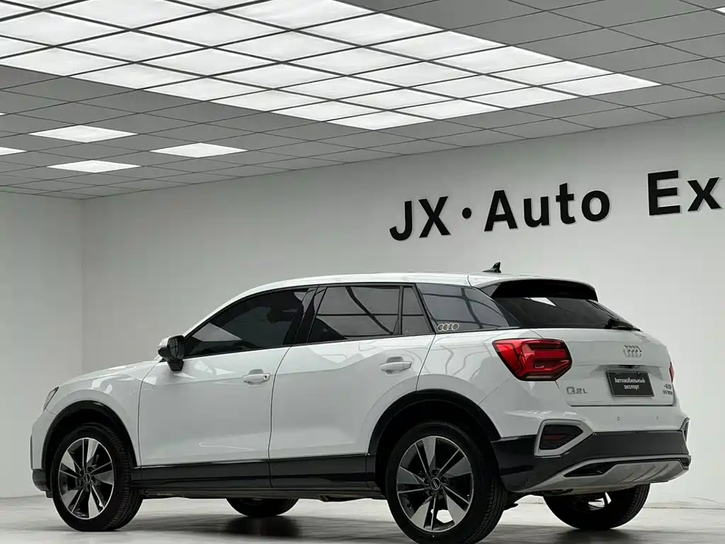 Audi Q2L — миниатюра 22