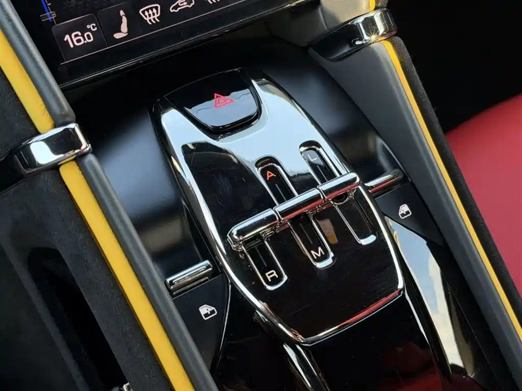 Ferrari Roma — миниатюра 13
