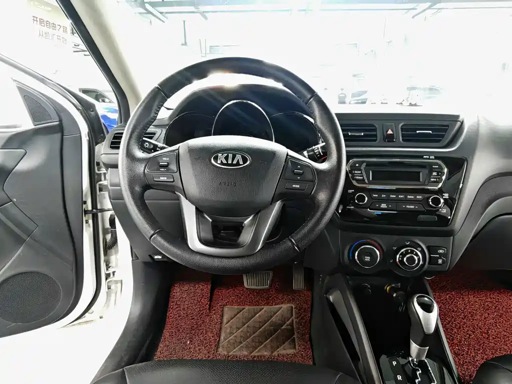 Kia K2 — миниатюра 4