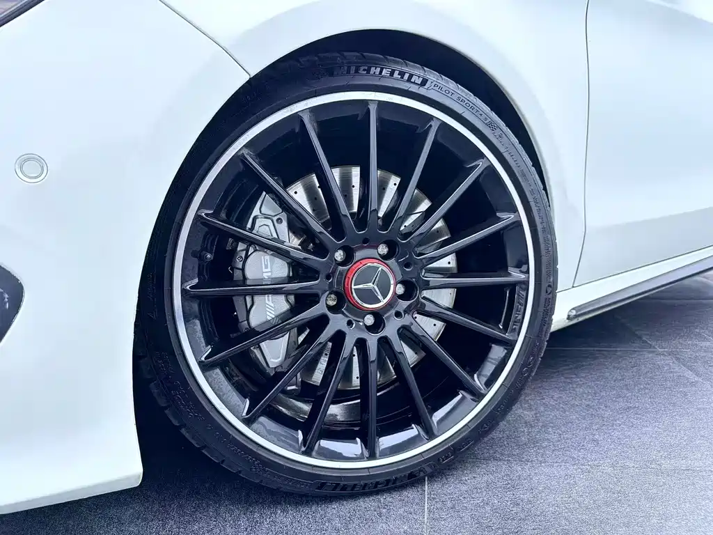 Mercedes-Benz CLA AMG — миниатюра 31