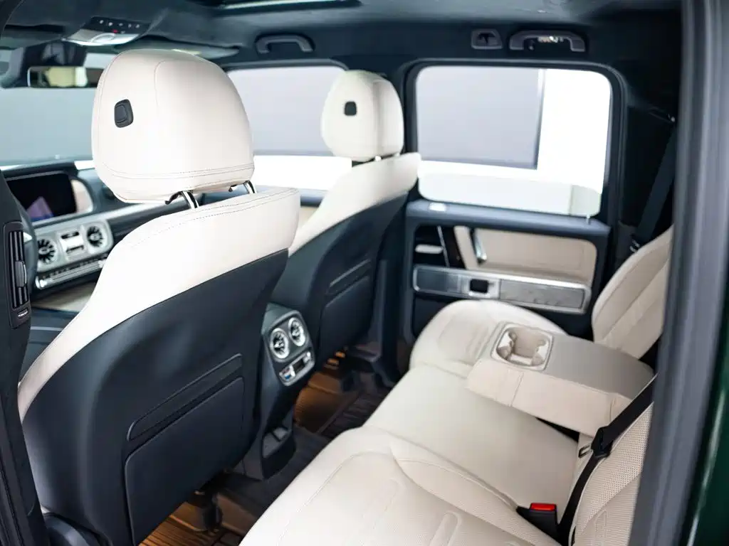 Mercedes-Benz G-Class — миниатюра 12