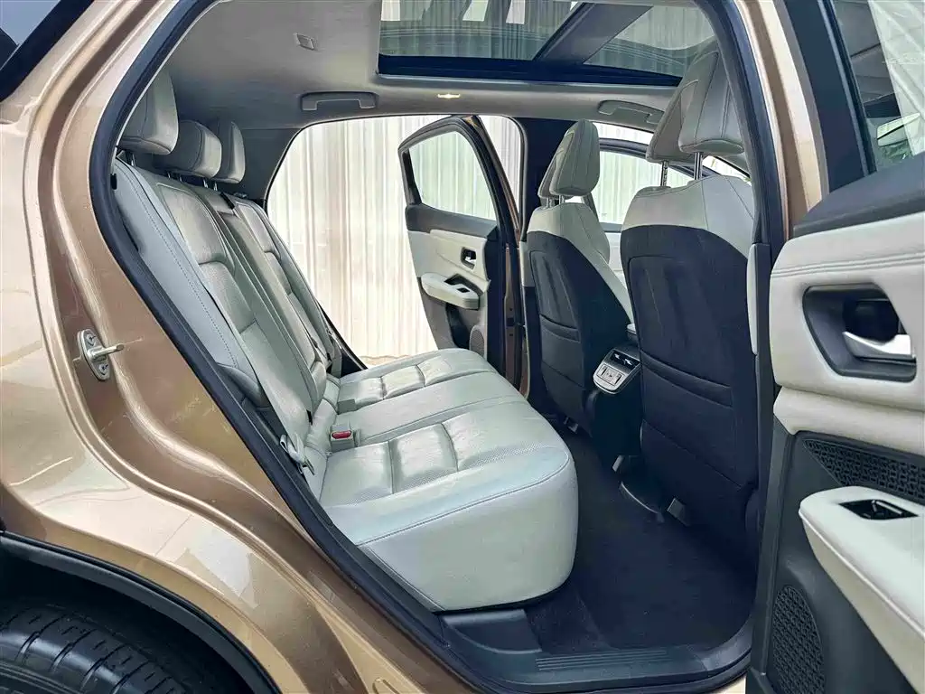 Nissan Ariya — миниатюра 12
